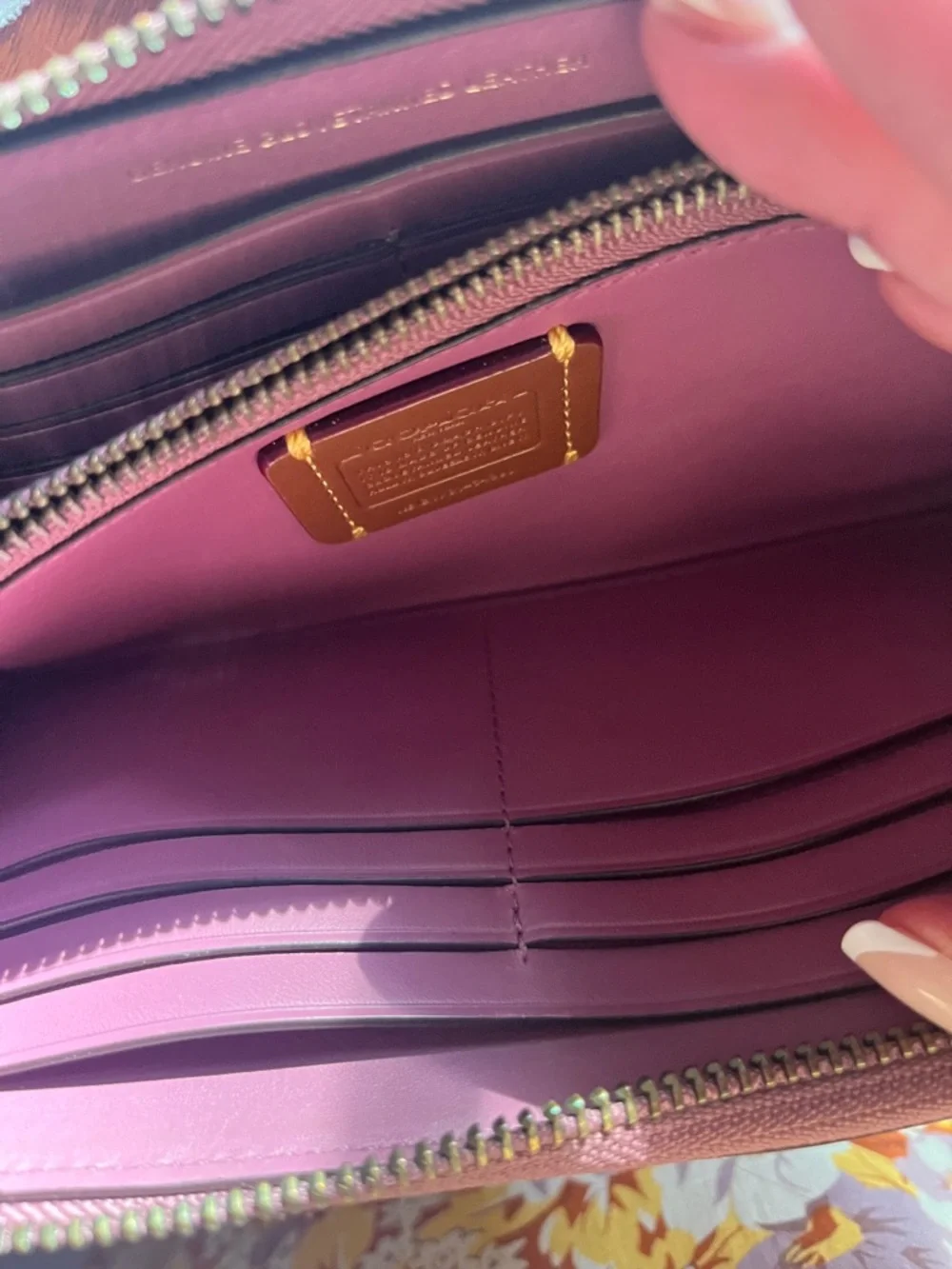 COACH Dusty Rose Leather Zip Wallet - Picture 4 of 5